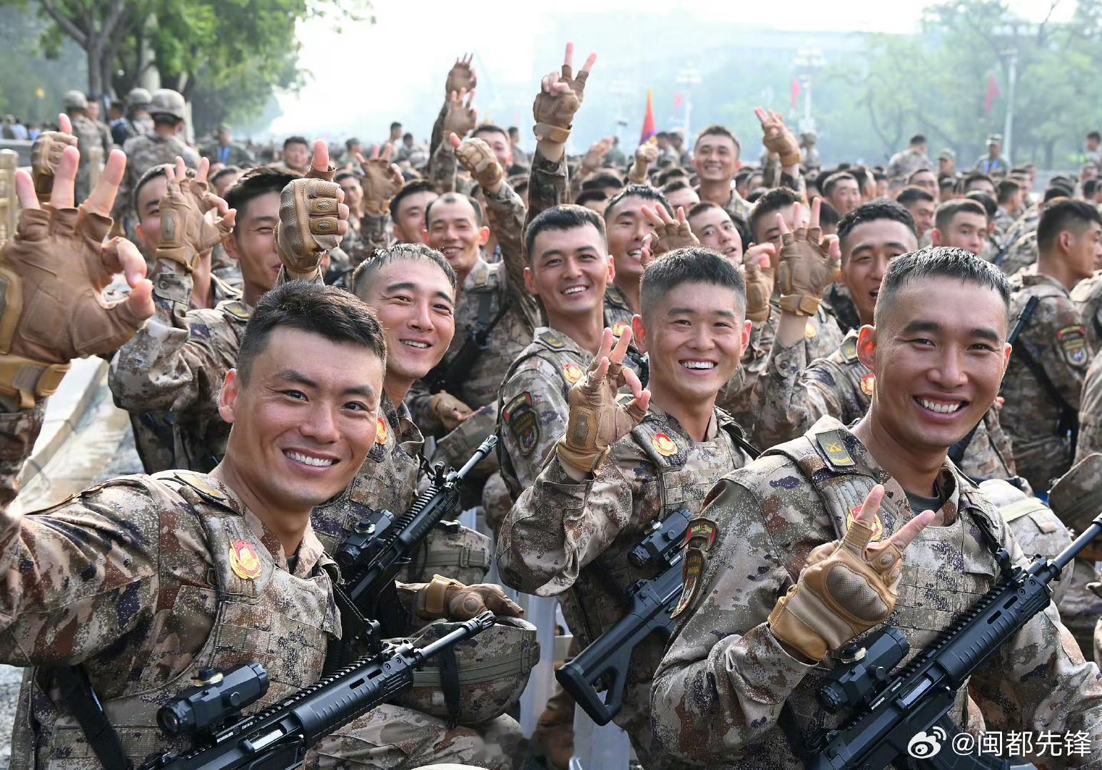 人民子弟兵真是好样的！ ​​​