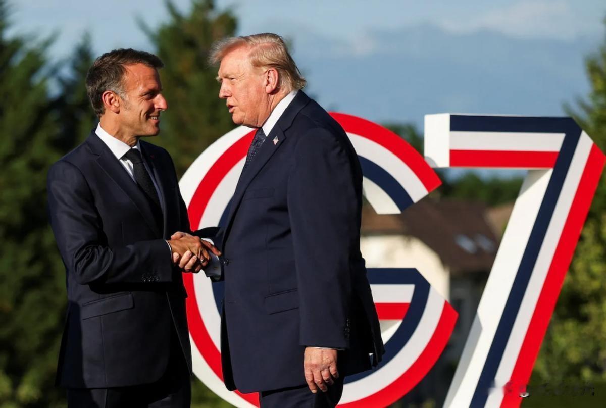 特朗普翻脸比翻书还快！G7峰会刚在法国拉开大幕，马克龙大概做梦也没想到，自己好心