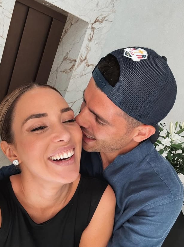 西媒：莫拉塔已与妻子分居，他搬到距离很近的新家