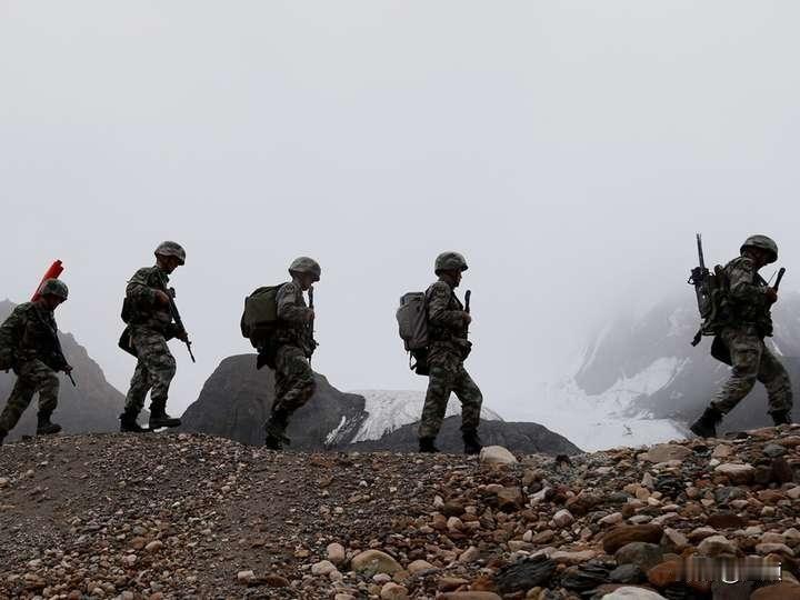 中国边防机器人的规模化部署，让印度媒体与网民心态失衡……
中国在海拔5000米以