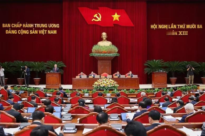 越南的大会进入第二个工作日，今天苏林和梁强并没有像第一个工作日那样悉数出席，五驾