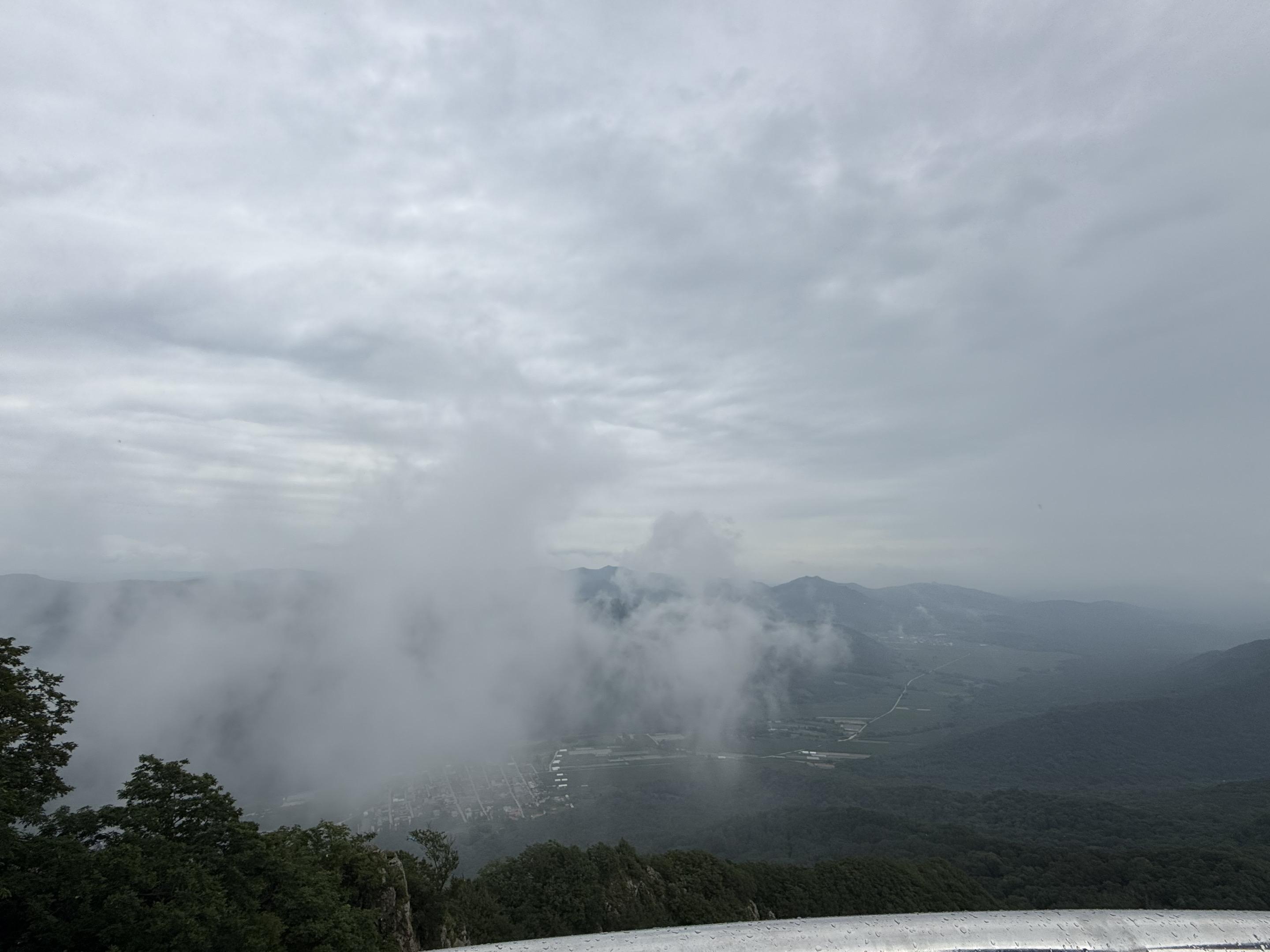 老胳膊老腿以后不爬山了
