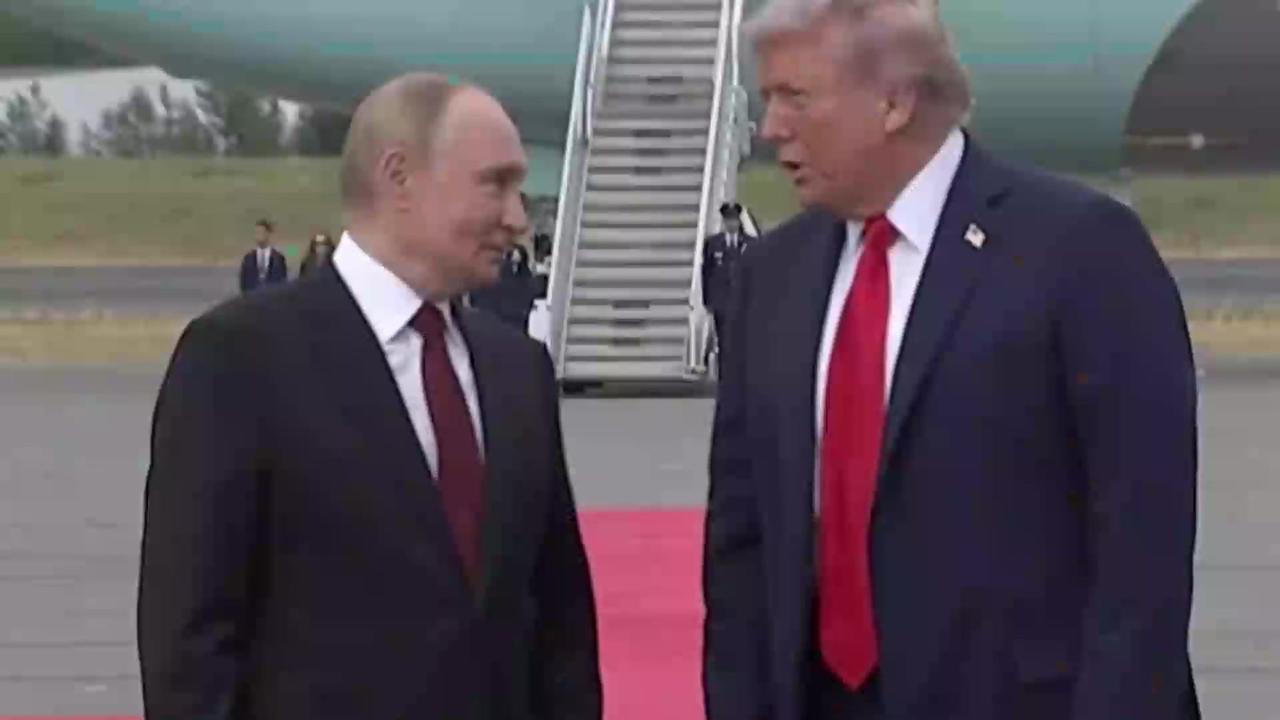 这次应该双方都很懵！瑞典扣押了1艘俄罗斯货轮，突然发现，这是从朝鲜运输武器弹药到