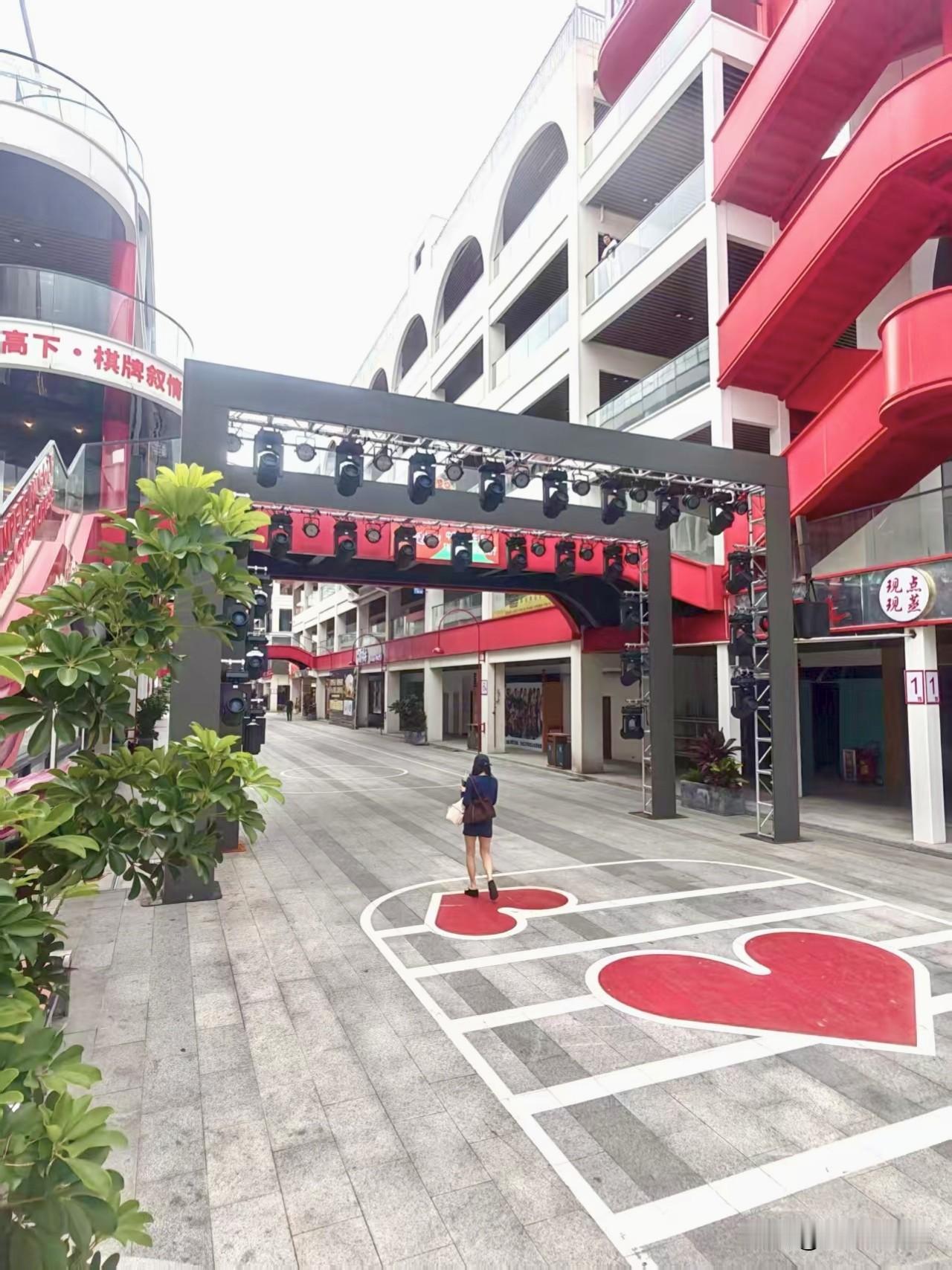 广州白云印象直播文化产业园‌
(白云区丛云路/免费)
地址‌：
广州市白云区丛云