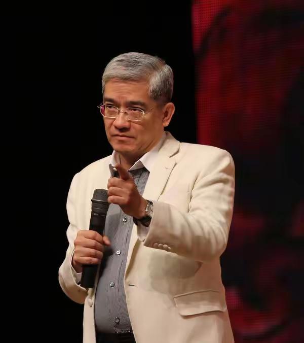 经济学家郎咸平说：“在经济最好的时候，所有人都能赚钱；在经济最差的时候，只有最优