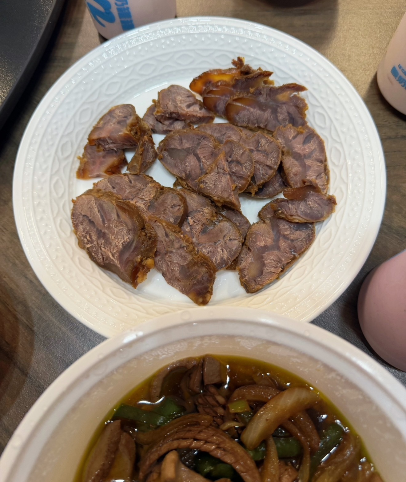 吃饭吃饭，炒腰花好吃 ​​​