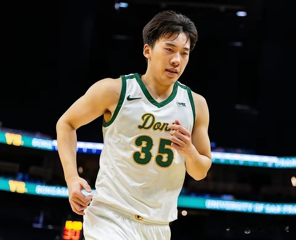 王俊杰15分钟得8分2助攻，可惜错过了赛季初的机会

旧金山大学63-65惜败北