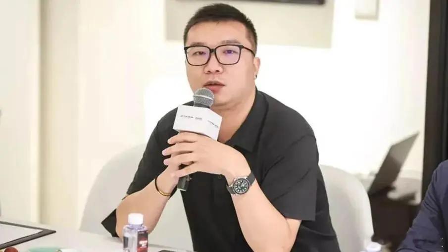 懂车之道讯 懂车之道快讯，11月19日，前汽车之家总编辑范鑫已履新智界品牌，任智