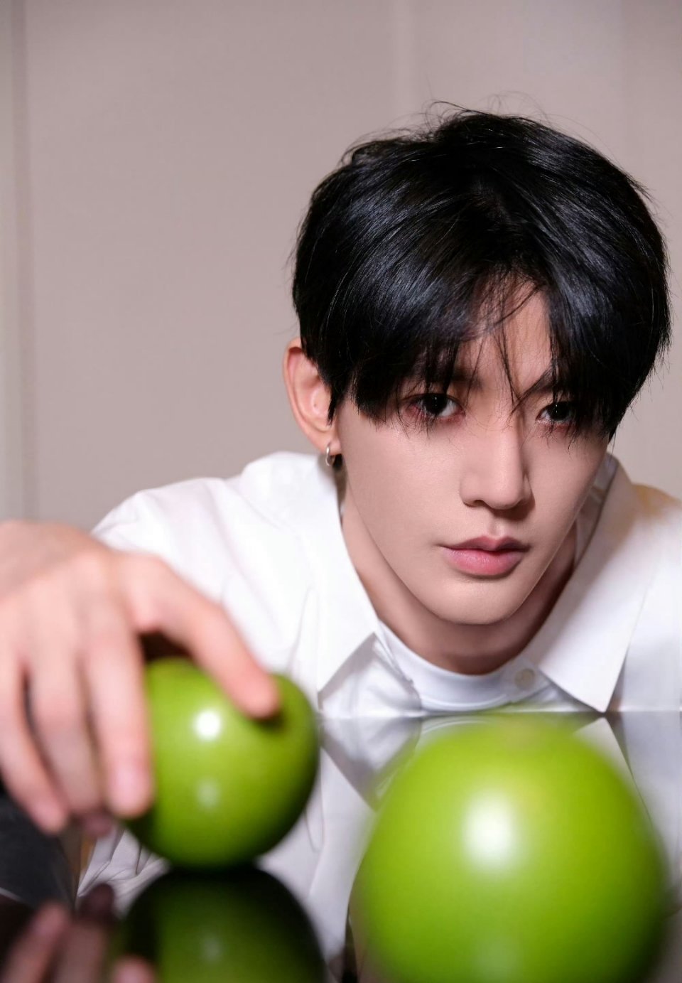 #邓为脱粉#这怎么还上热搜了[允悲]明明今天为子还营业发图了，粉丝都嘎嘎乐，这是