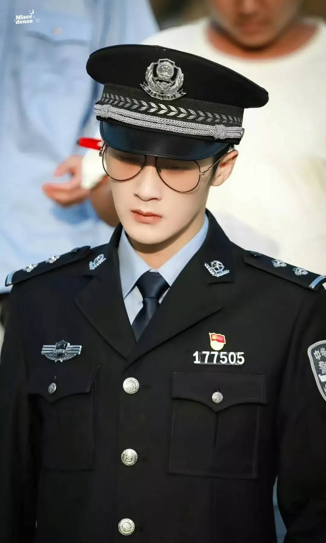 哇塞，檀健次的经历太丰富了！16岁桃李杯冠军，世界IDSF大奖赛年度总决赛16岁