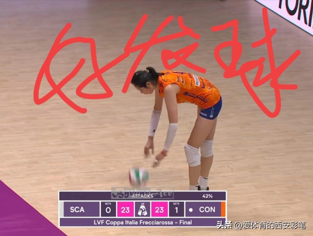 桑塔雷利必须要感谢朱婷[呲牙]
第二局20：23落后时，又是朱婷站了出来，且不说