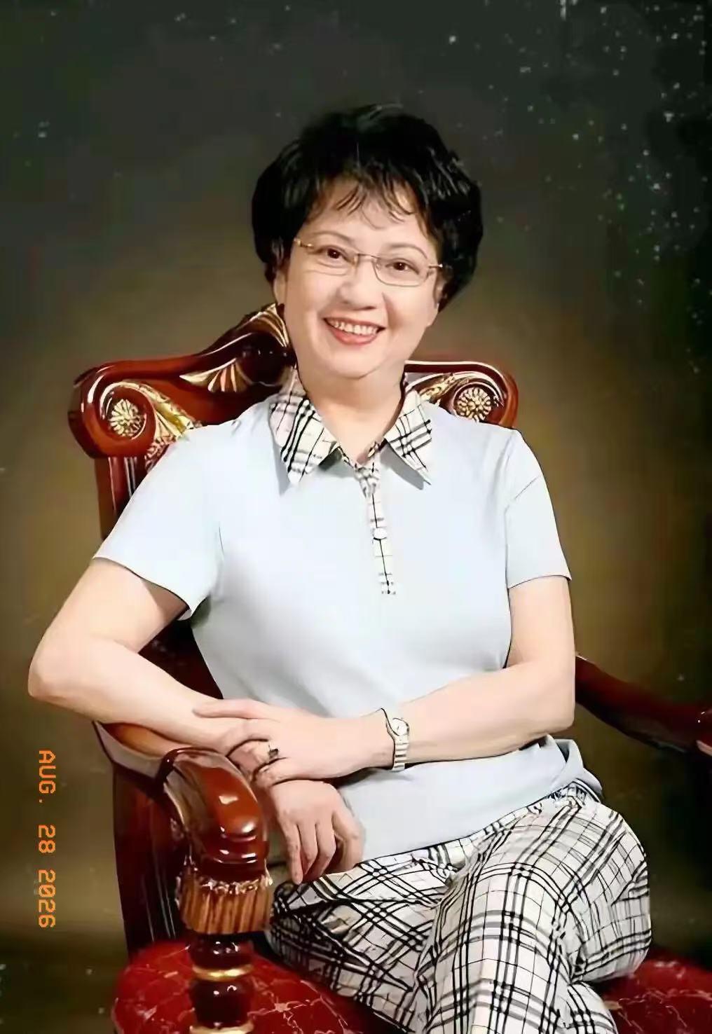 看了李维康去世的消息，
我默默的做了三个决定：

第一个决定多抽时间看看传统戏曲