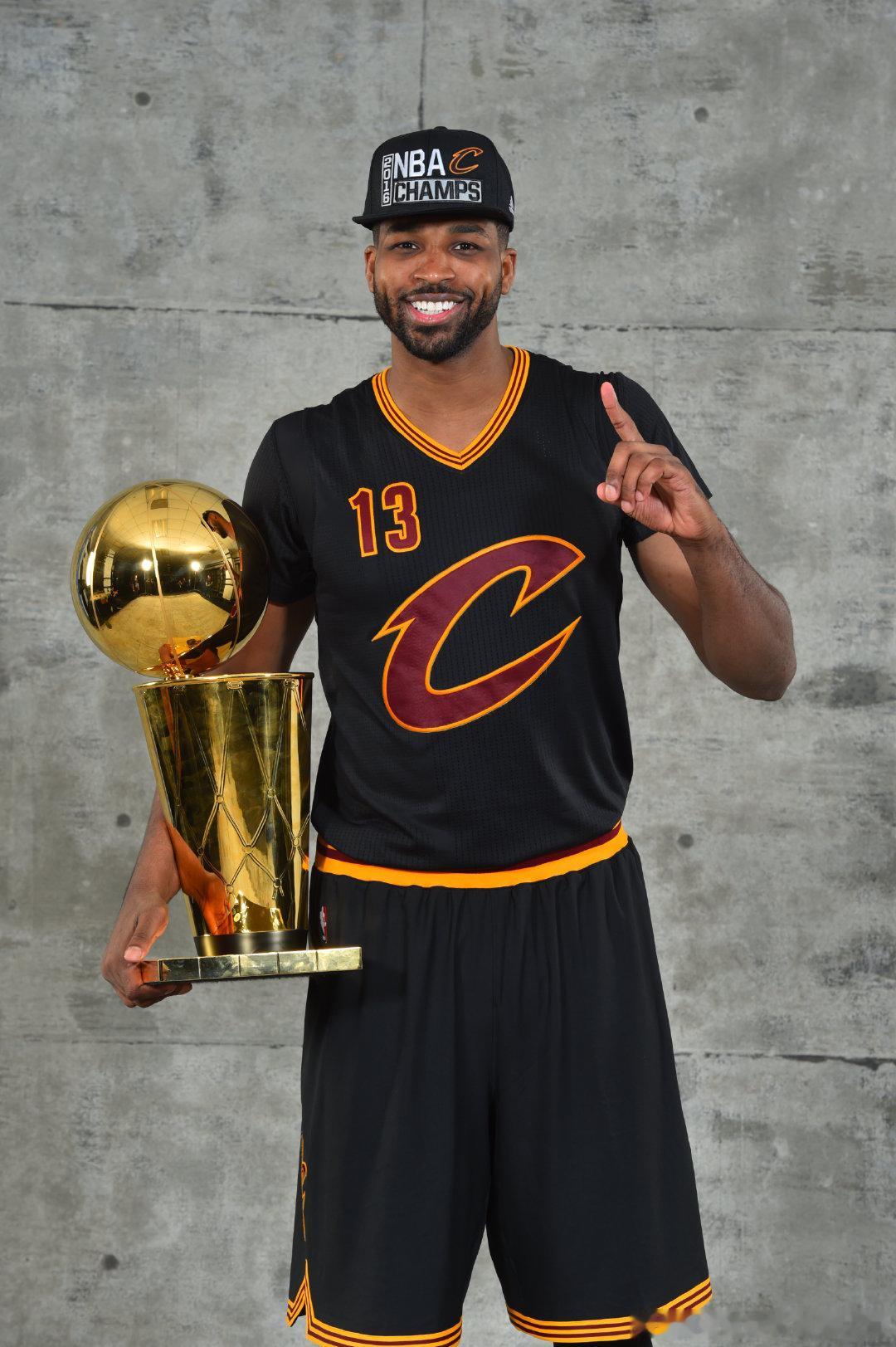 重发十年前总决赛G7赛场照-10骑士1-3逆转勇士赢得nba总冠军十周年  cr
