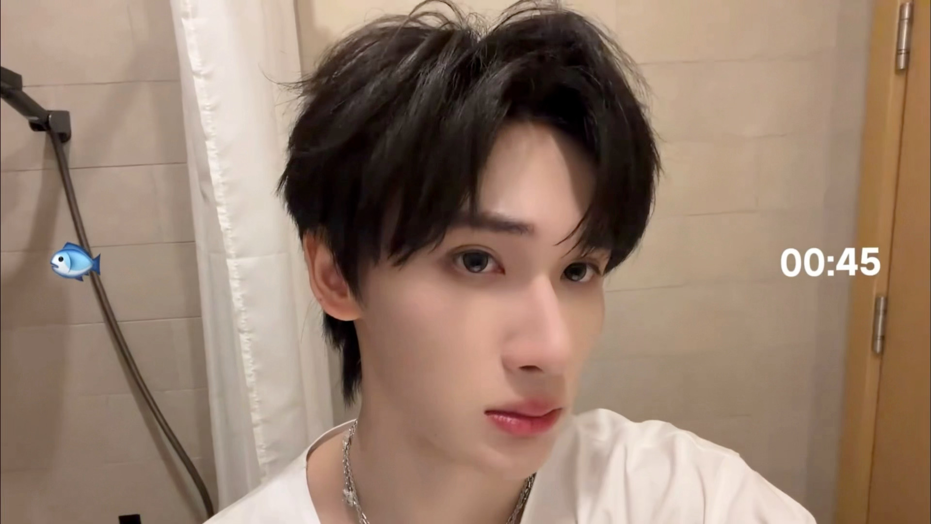 OK也是不多说了呀姐妹们 我哥哥很权威 