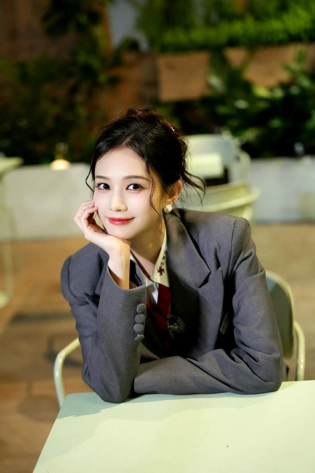 @李一桐 最新[比心]