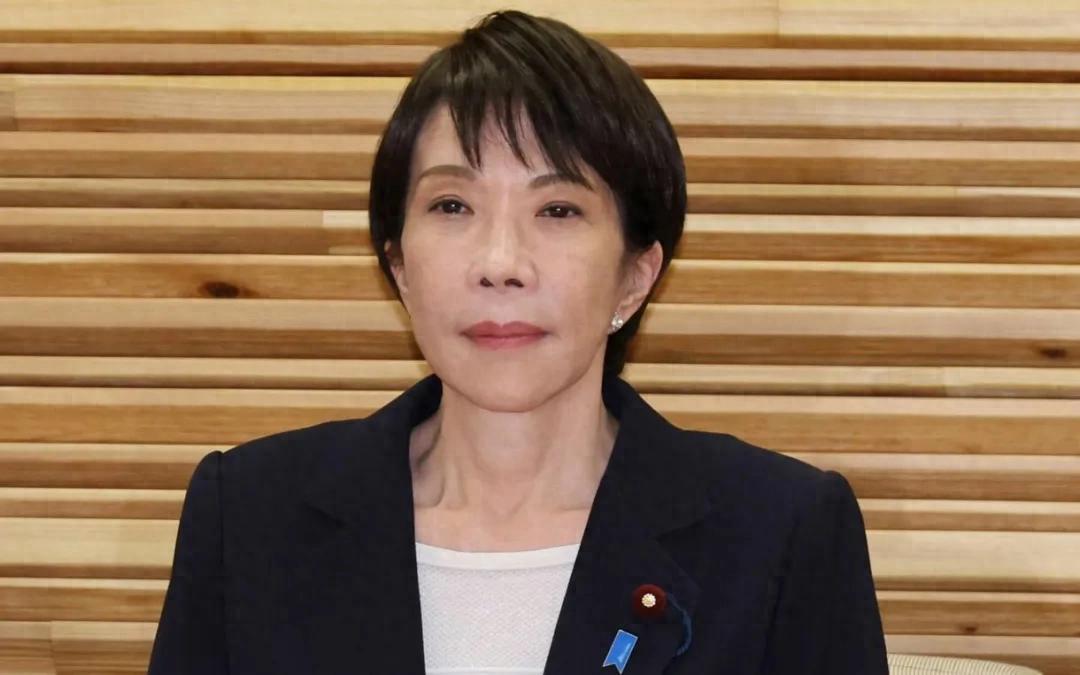 高市早苗向全东亚“宣战”，自身又深陷贪腐丑闻，她是怎么敢的？
 
高市早苗上台后