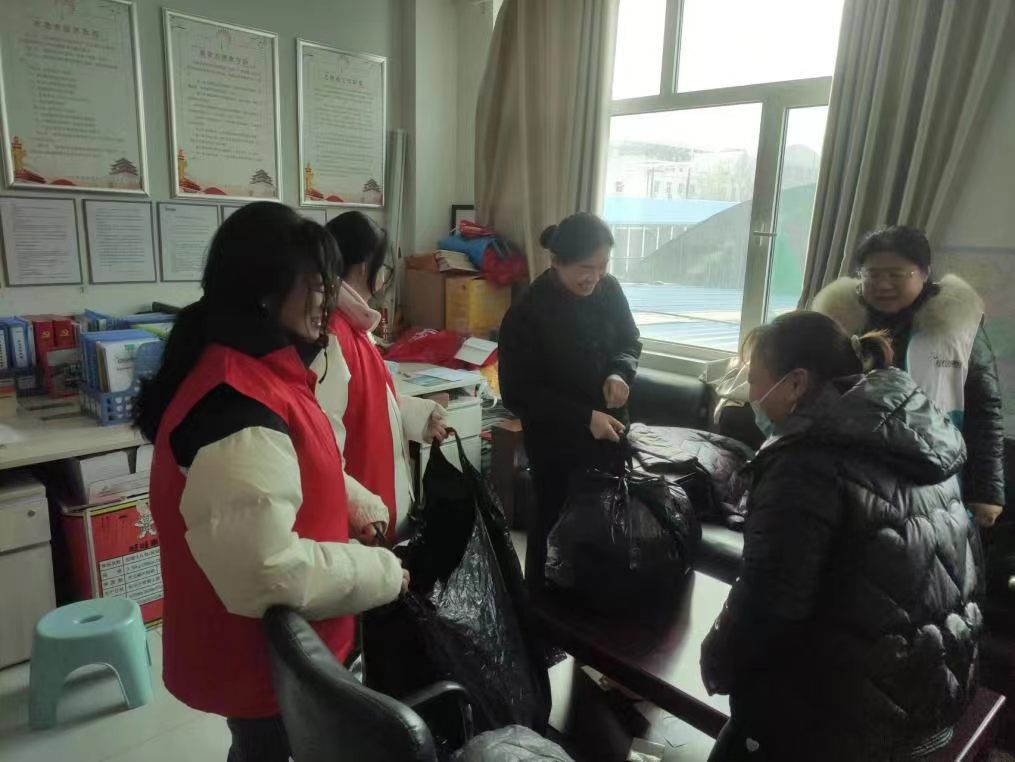 秦岭笑谈 【青春践初心 服务暖社区】社会实践曲阜师范大学寒假社会实践三下乡 社区