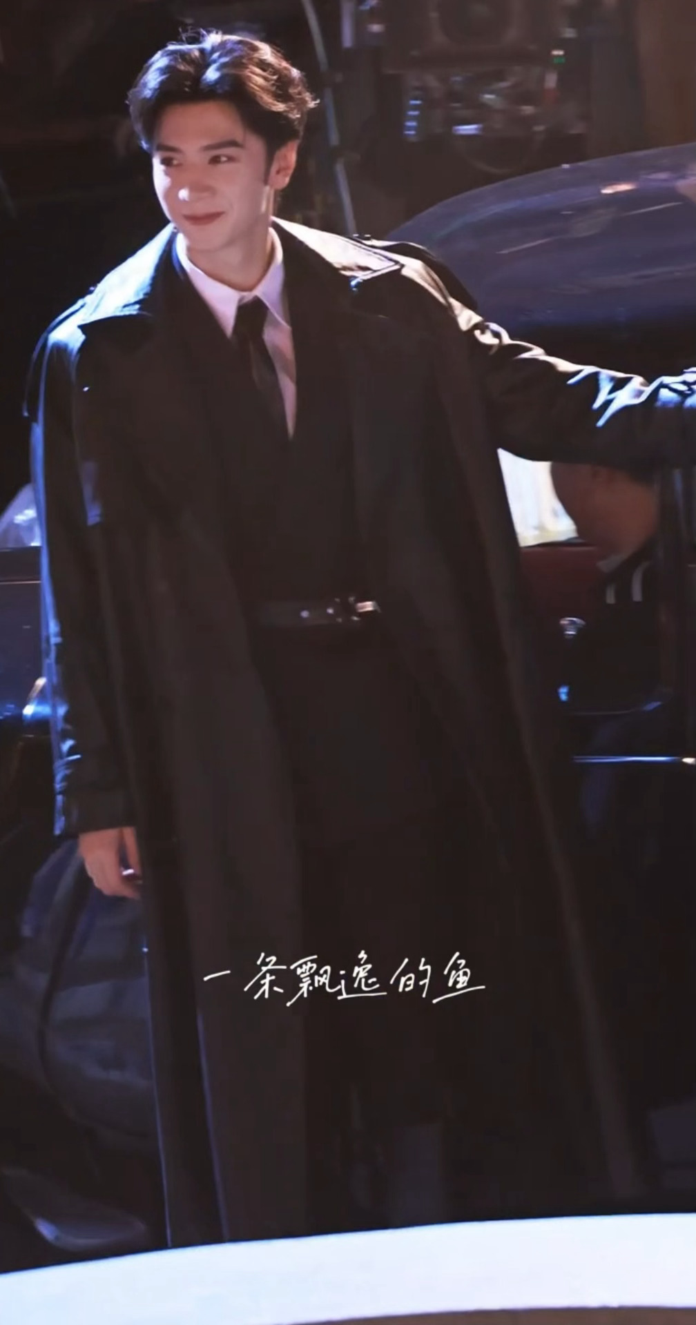 陈哲远这个等心爱之人上车的眼神哥哥再拍八百部现偶好吗陈哲远给王楚然开车门好苏陈哲