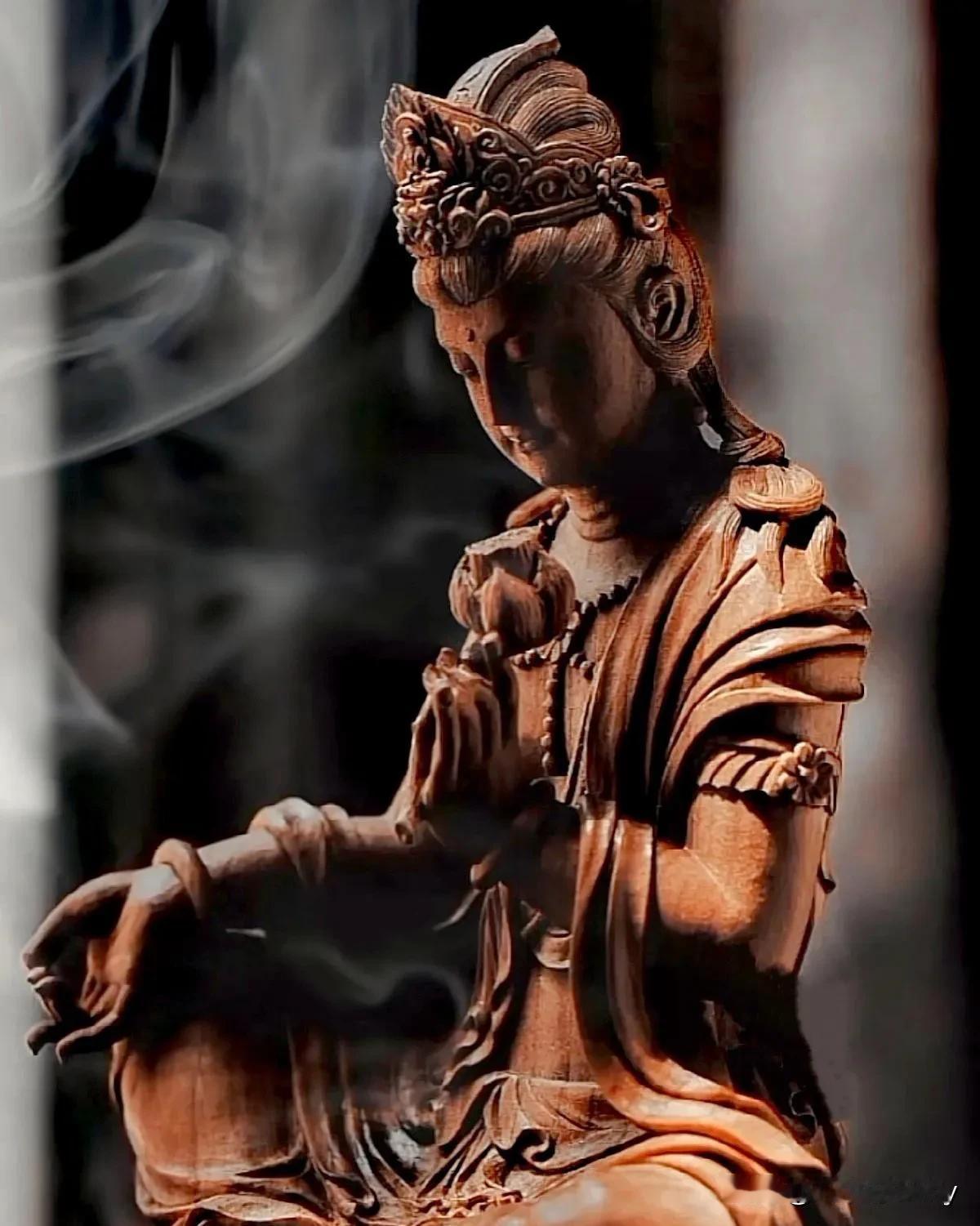 老人言
男怕低头走，女怕老抬头。
宁做蚂蚁腿，不做麻雀嘴。
打人不打脸，骂人不揭