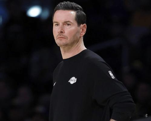 蒂格预测雷迪克帅位不稳，下赛季恐遭湖人解雇！

近日，前NBA球员杰夫·蒂格在一