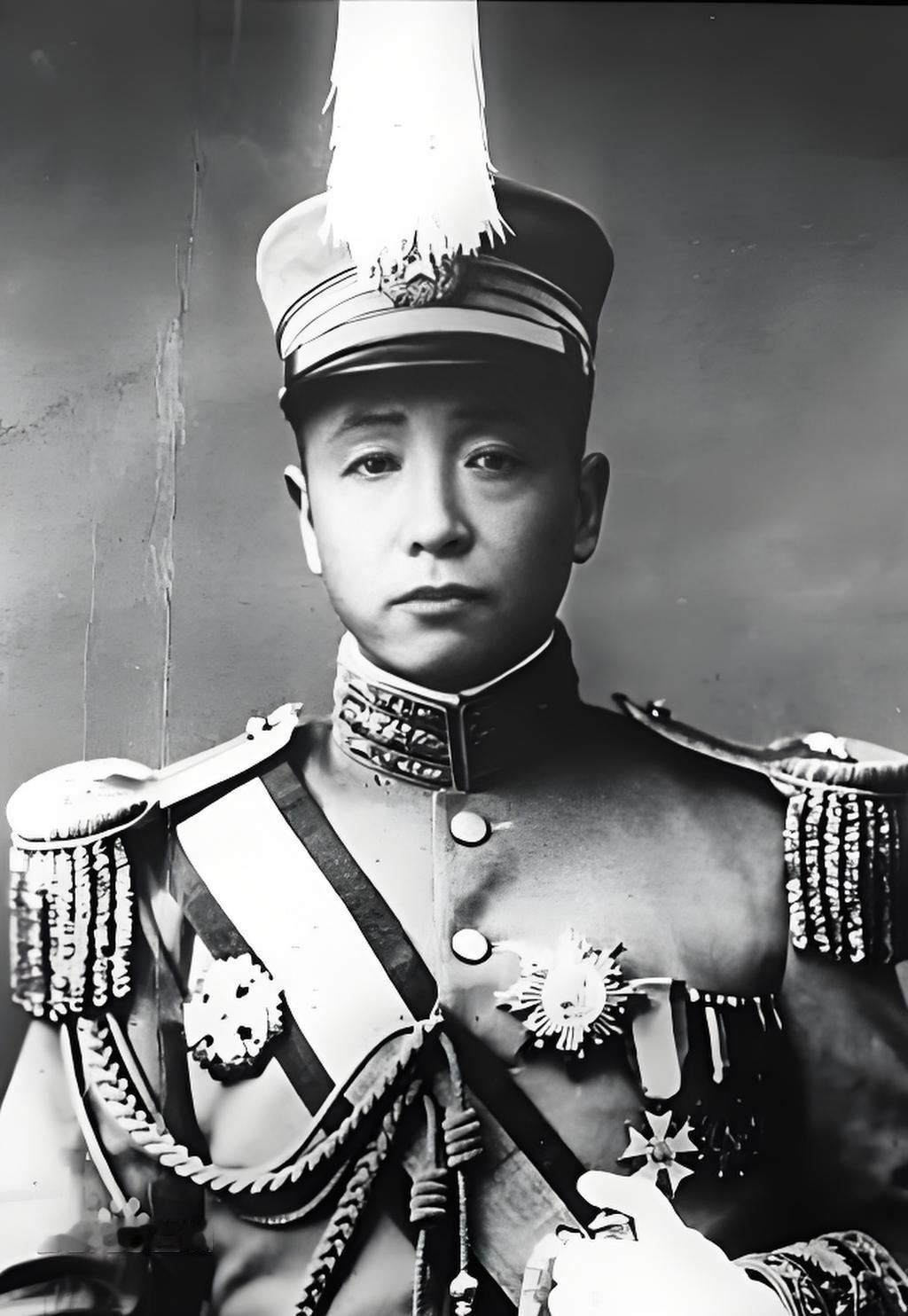 乱世枭雄张作霖：从绿林草莽到东北王，悲壮一生震古今
 
他是民国最具传奇的军阀，