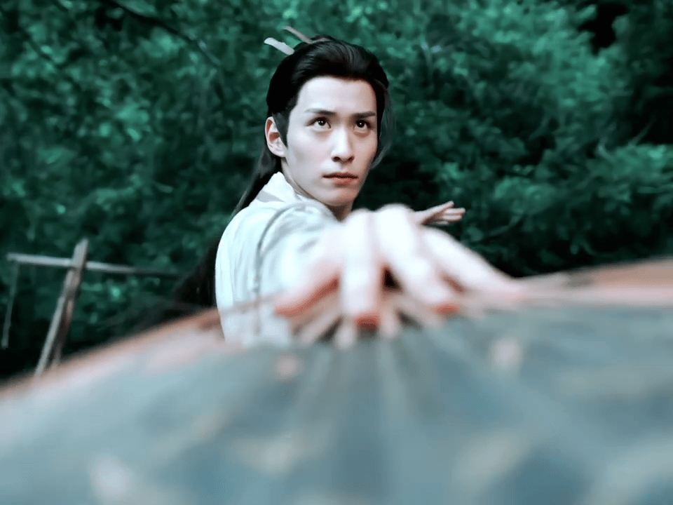 小乔大王带我走吧《赴山海》小乔大王帅穿武侠圈，一镜到底扇刃封喉，这运镜是吃了德芙