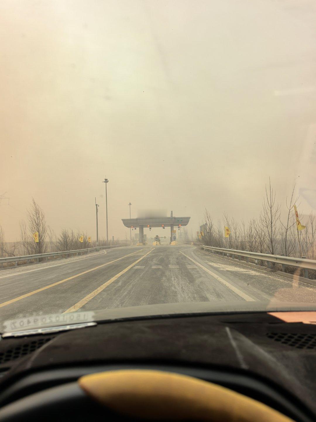 沙尘天高速封路，不去大同了还是回家吧何不懂的超话