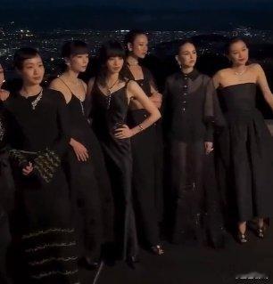 昆凌小松菜奈金高银陈法拉同框昆凌、小松菜奈、金高银、陈法拉等人一起出席活动！昆凝