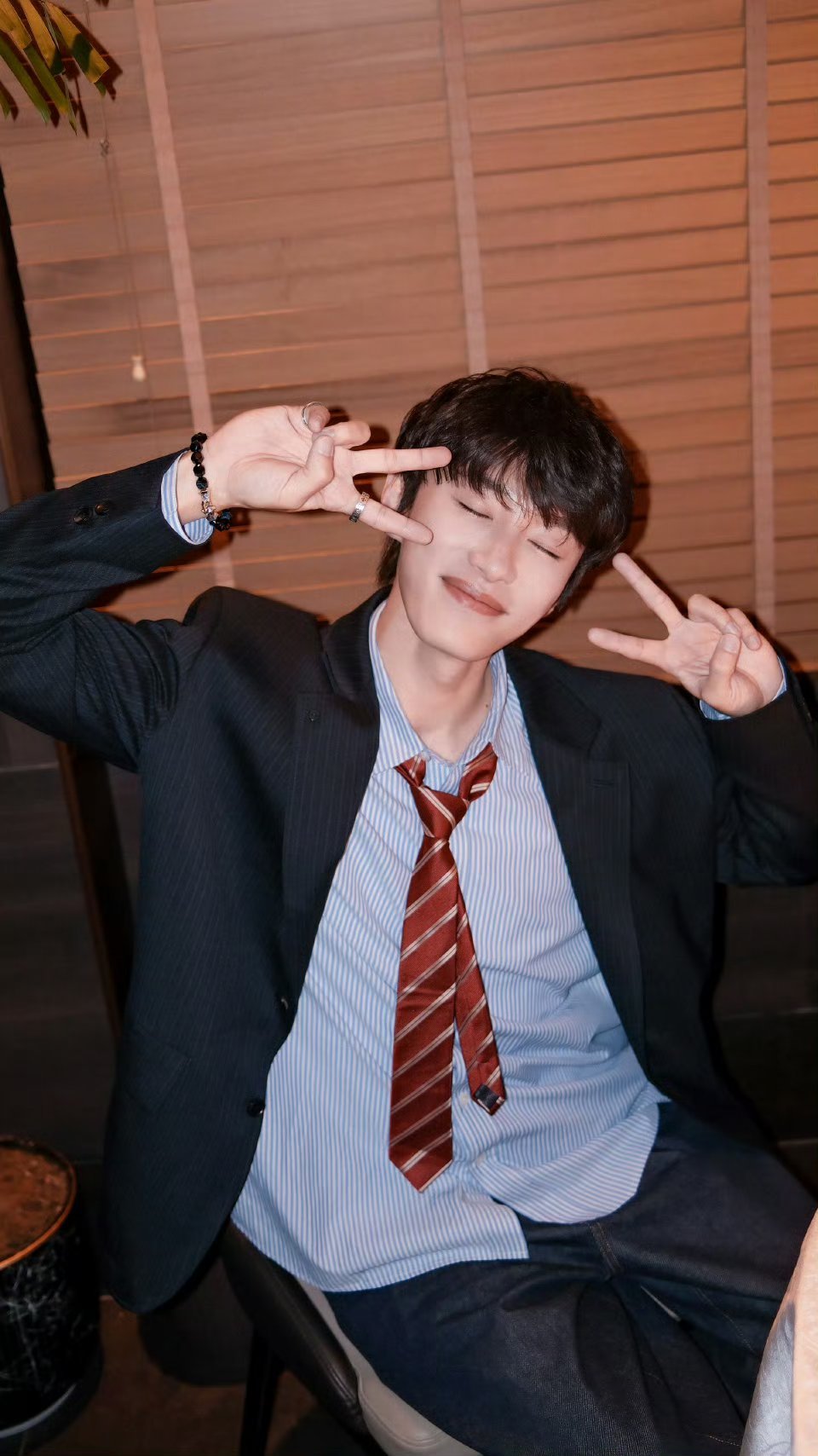 风华合伙人请了我哥哥怎么没请我期待这个超级有活的老代肯定特别好玩！！！ 