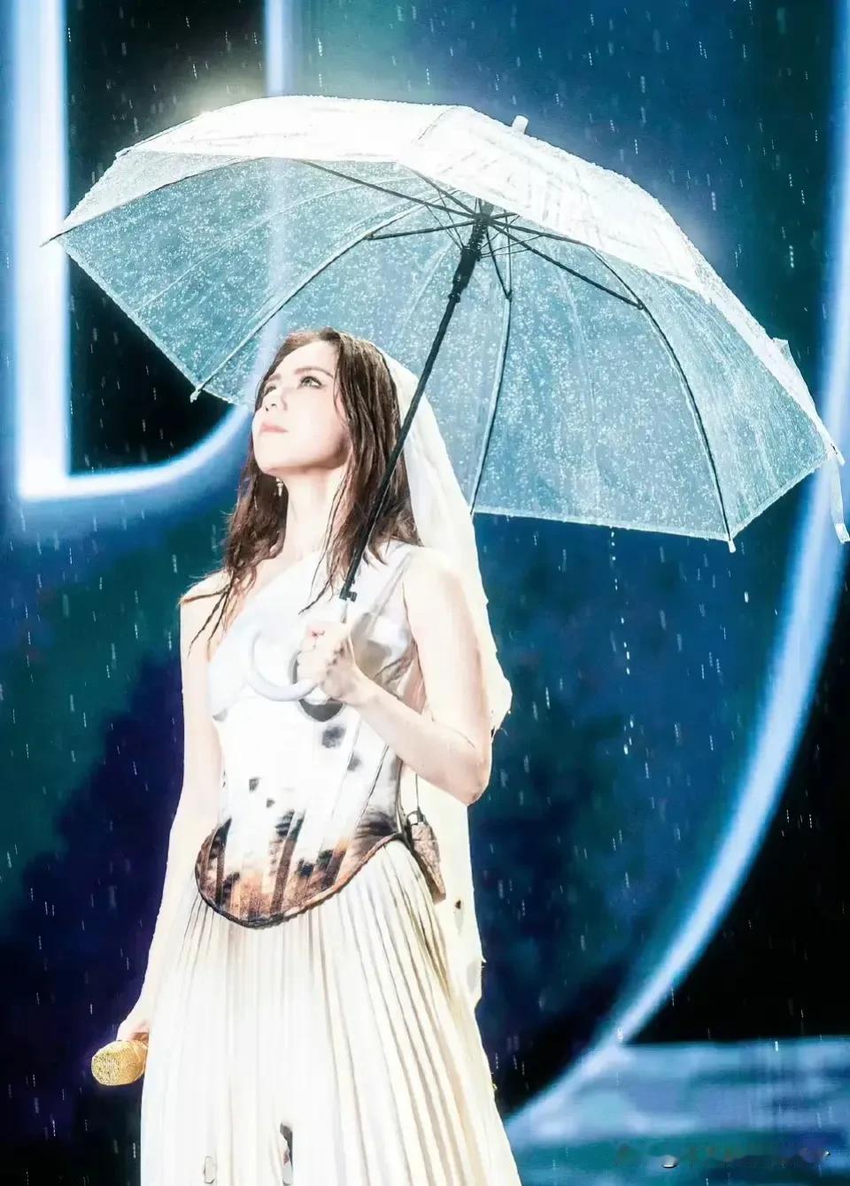 真的有翻唱能够超越原唱吗？#袁娅维唱的挺好# #高难度歌曲舒婷# #天真可爱的歌