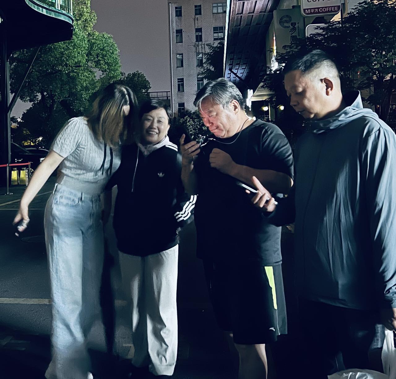 沪上，酒后打车时