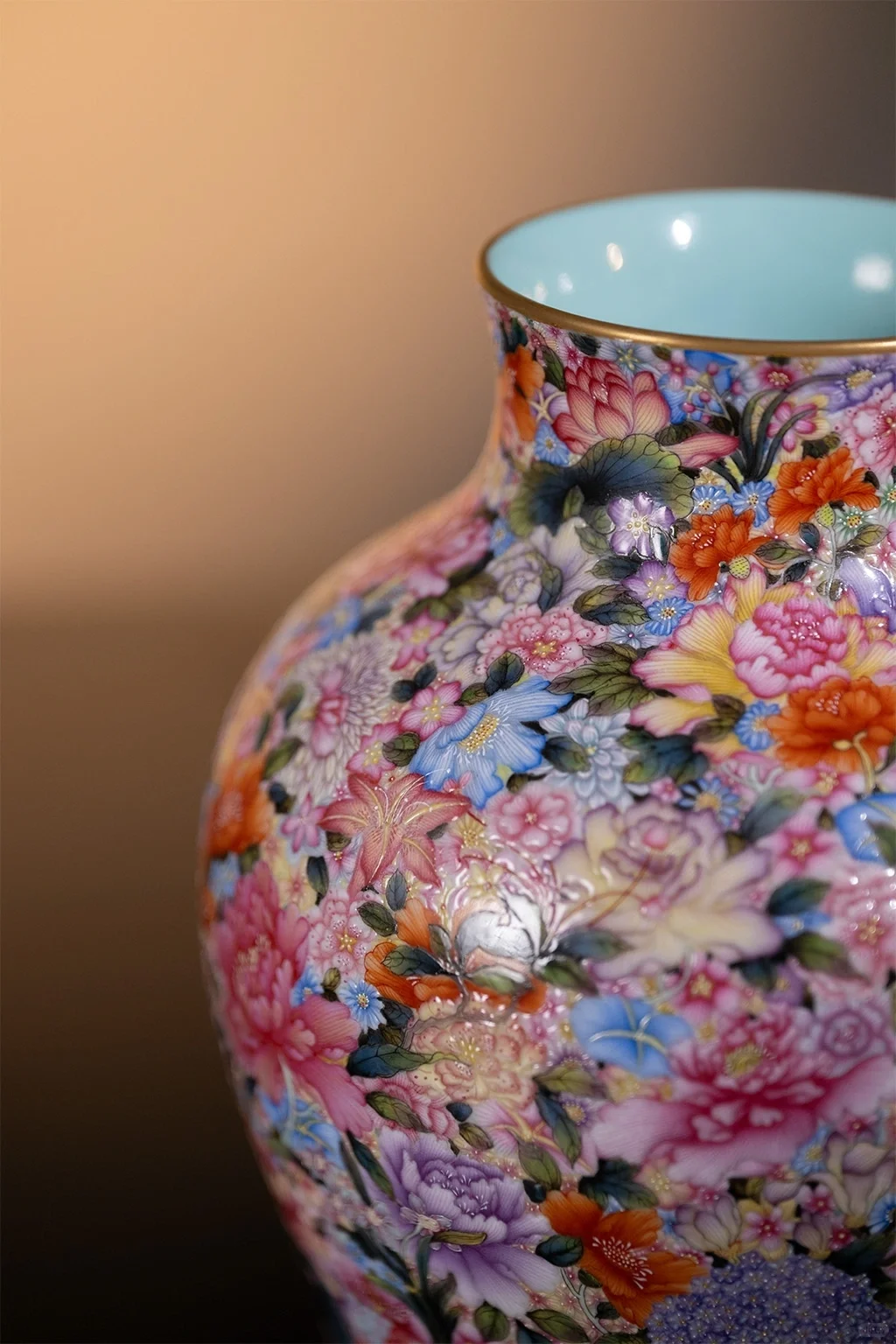 等来宝蕴重器——繁花盛景，春光无限。