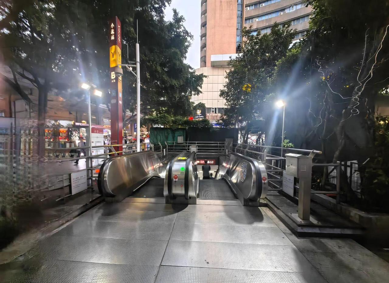 三个月后有了后续广州地铁，我该如何去感谢您，感恩有您，这盏灯不但是普通的照明更照