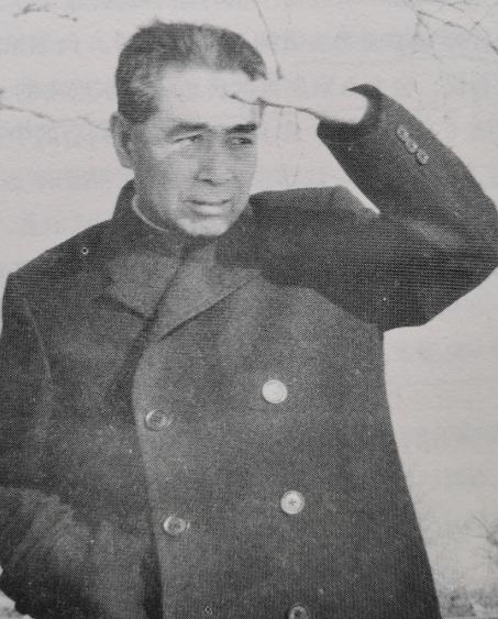 1960年，青海省委书记见周总理工作太辛苦，心里过意不去，就给总理送了点青海湖的