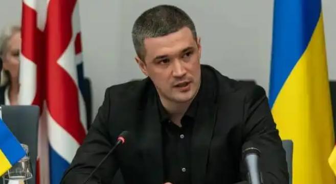 7 月 16 日，被迫离职的乌克兰防长费多罗夫，公开列出了乌军存在的几个大问题。
