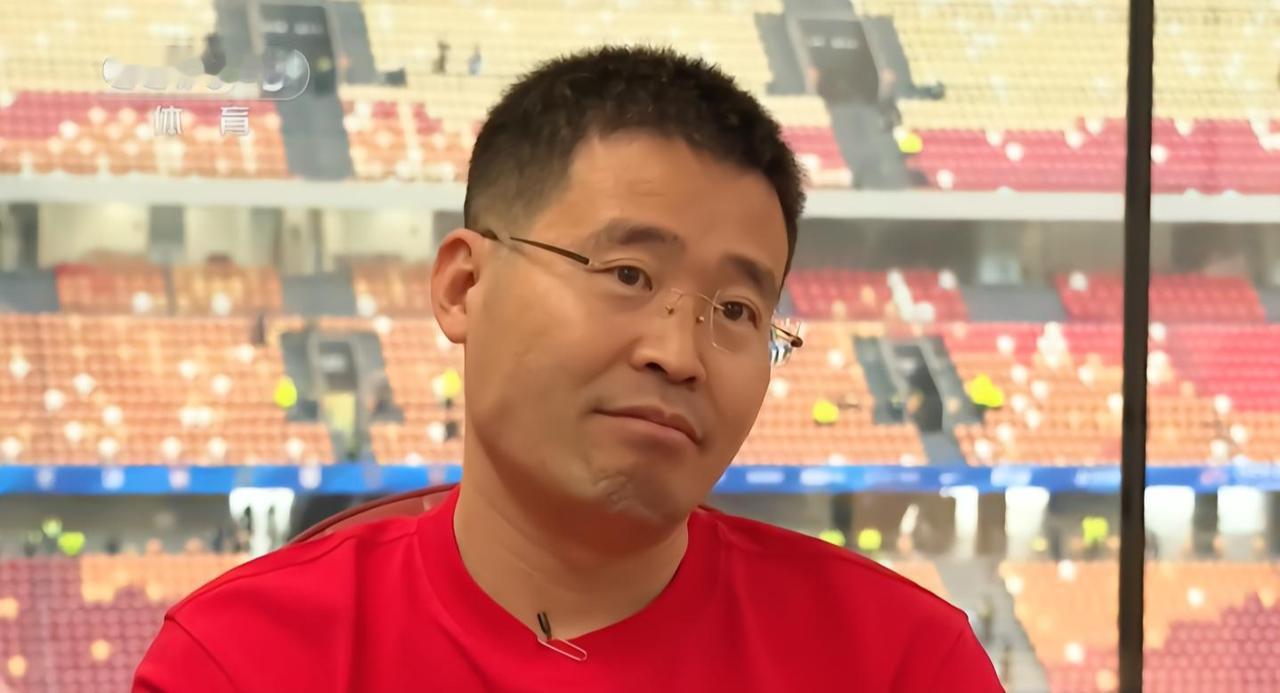 重庆铜梁龙董事长：演唱会280那么多人抢，足球80还有人骂，所以要改变！
在央视