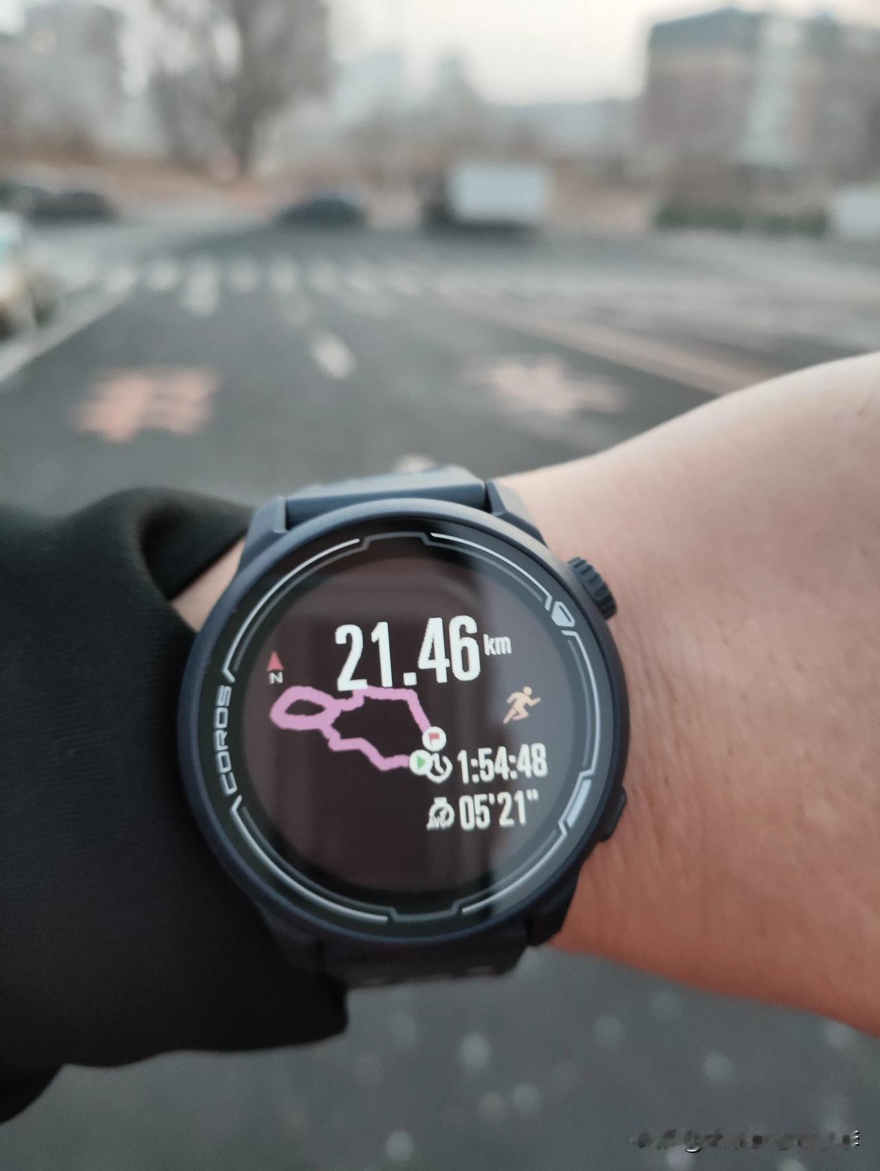 正月初三[福]
龙年第一天上班龙年第一个半马🐉🐴
​早安 21.46公里～ﾉ