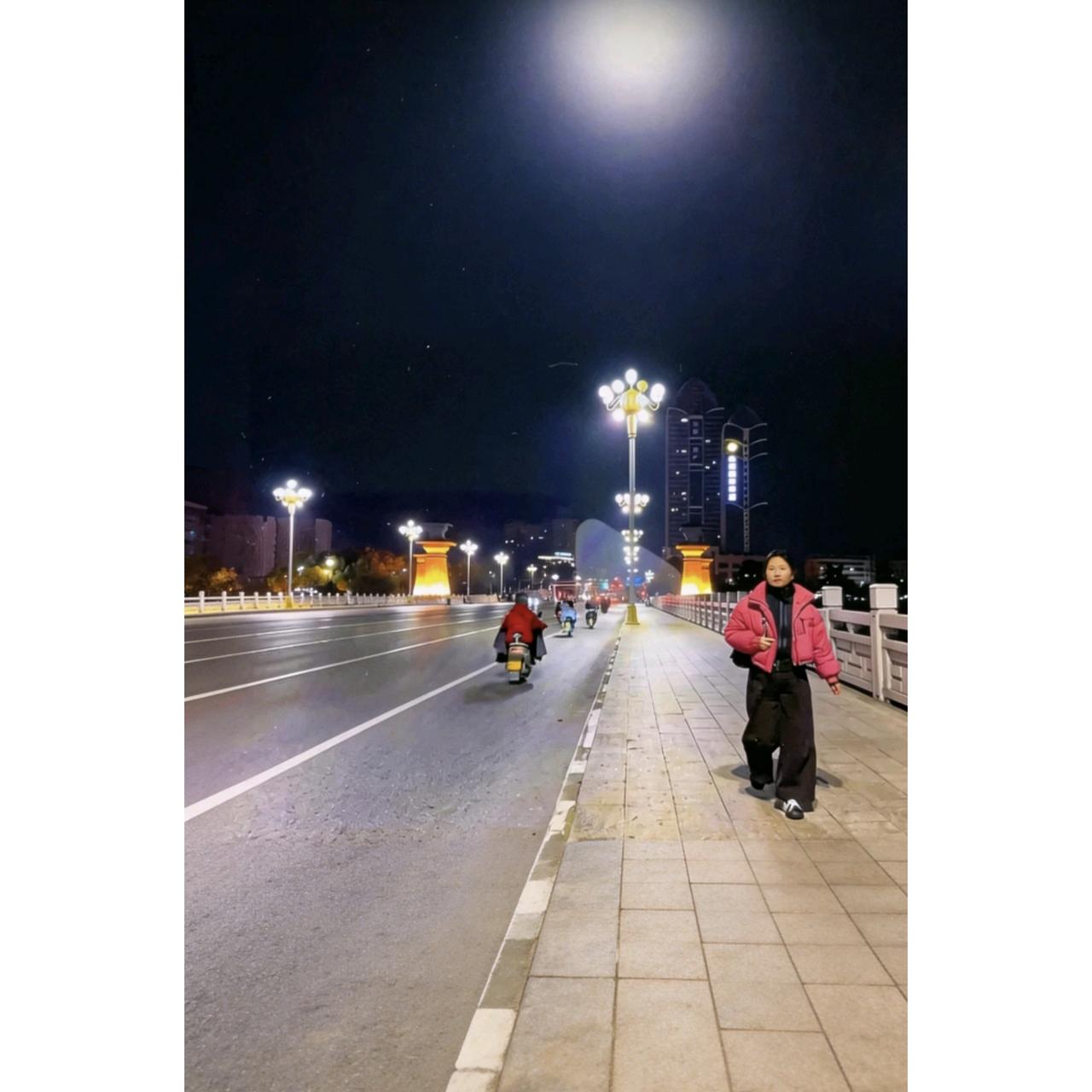 战争来临，大城市和农村哪个更安全还真不好说。全面战争时，大城市大概率是“重灾区”