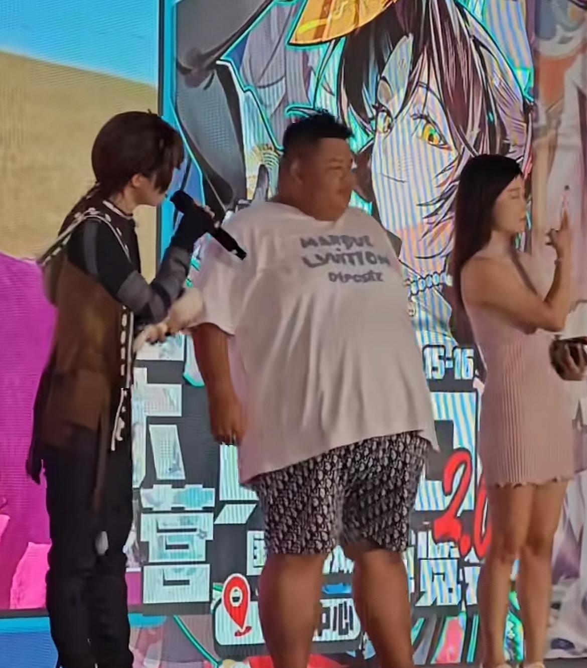 河北“大胃王”良子这次真的是骑虎难下，商演被举报，还疑似遭“合伙人”背刺，大号下