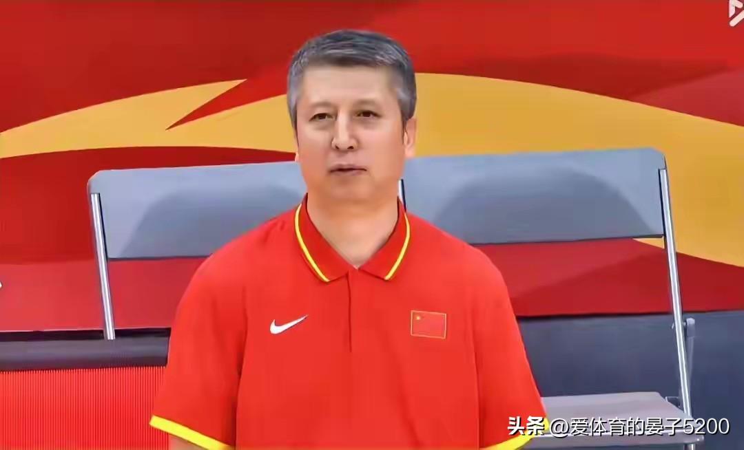 5分险胜！昨晚，中国男篮83-78击败乌拉圭队。
对手称赞！男篮有两人打得好，贺