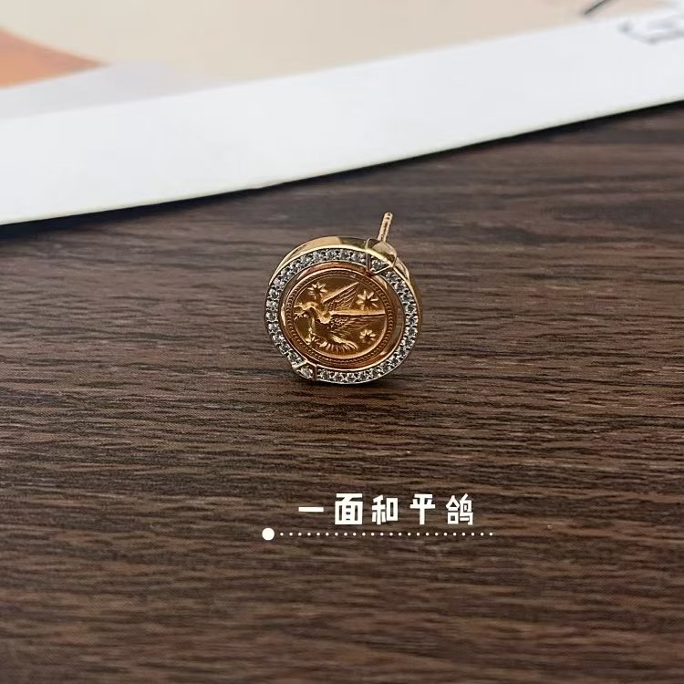 【预售·港铺】意大利工艺S925银镀金飞马衔和平鸽耳拍，中央鸽身可灵动转动，把神