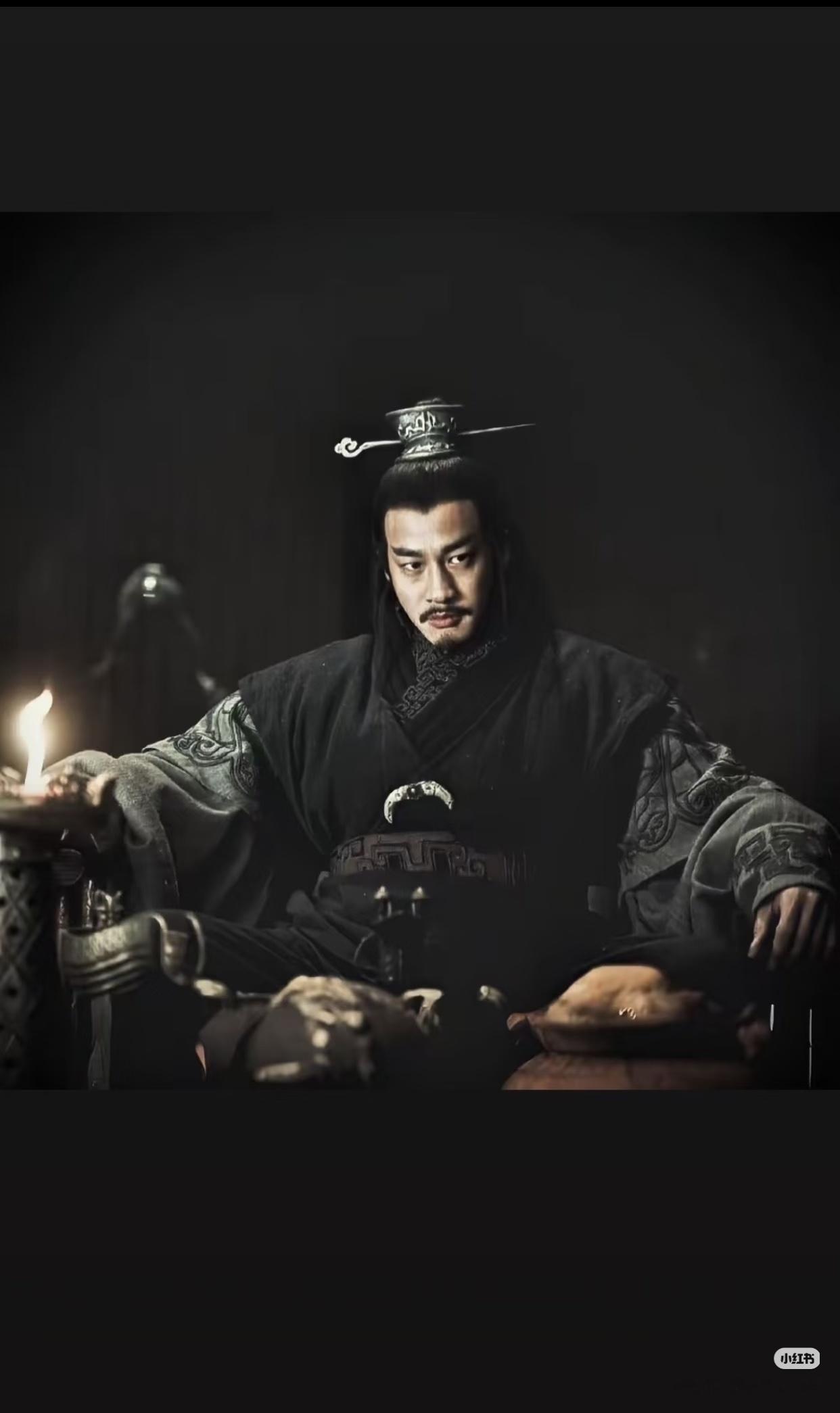 随口一说的话被放在心上 之前看采访提了句喜欢何润东演的硬汉角色，没过多久就看到他