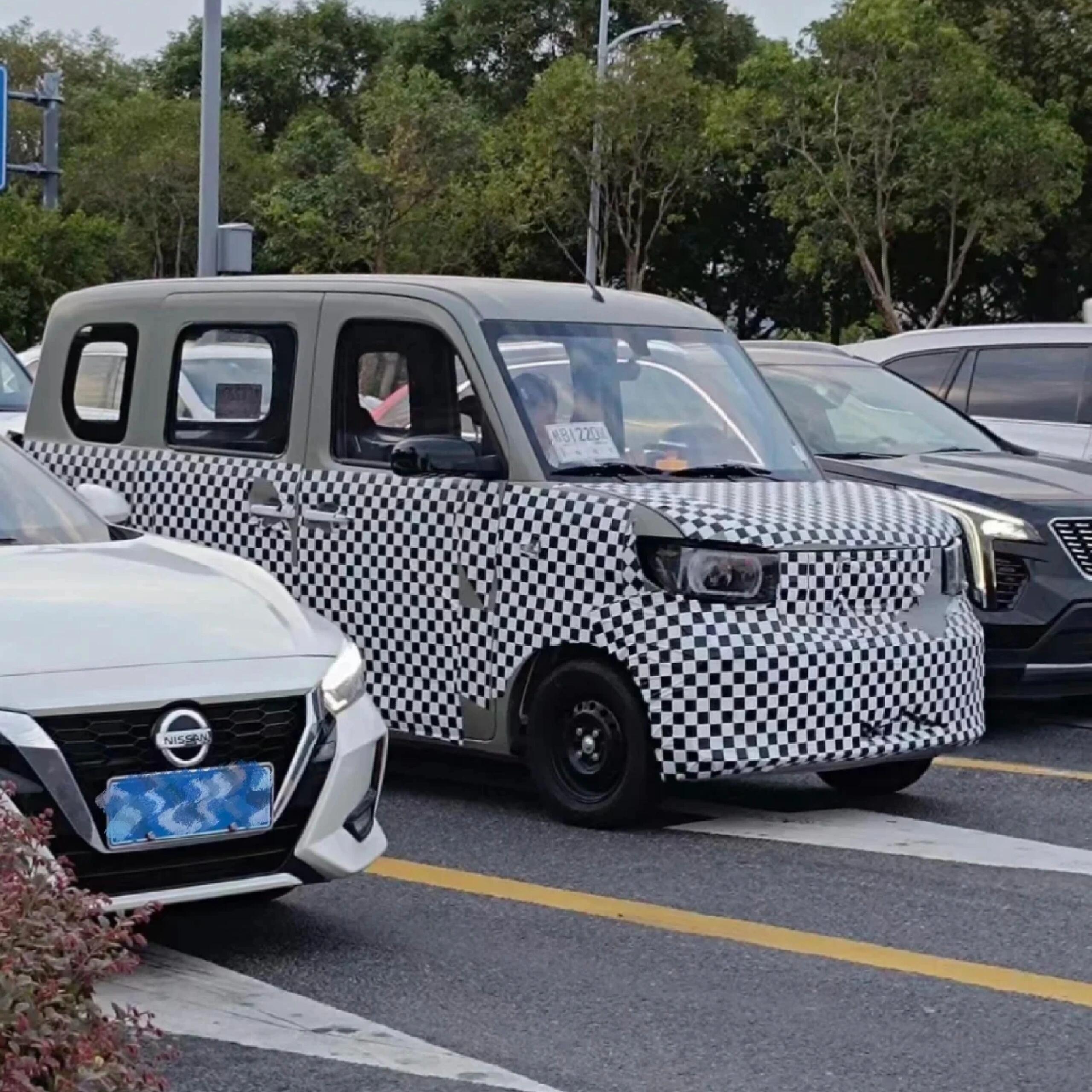 五菱的K—car，好好玩的样子希望能学本田的空间设计做出多样化的内部储物空间你期