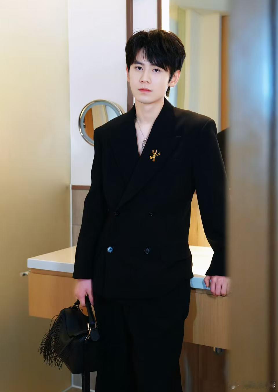 JDG发严正声明JDG就无畏网络侵权案发声明 1月19日，就网络侵权责任纠纷案件