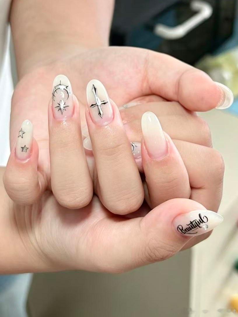 【💅🏻38115】30r   甲片   半互勉我会一直等着姐真正开业那天TT