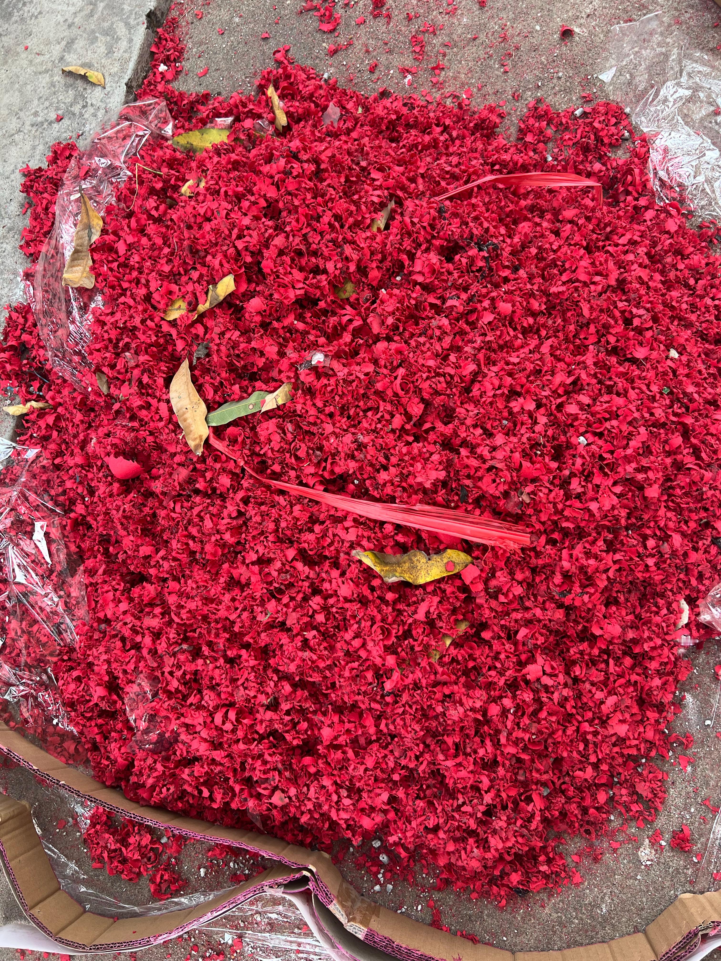 现在真的不能熬夜了～昨晚1点多才睡觉明显感觉今天不舒服赶紧补眠了几个小时～新的一