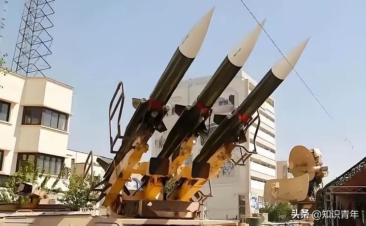 以色列或许有一个疑问，伊朗哪里来的那么多导弹，都20多天时间过去了，伊朗发射近千