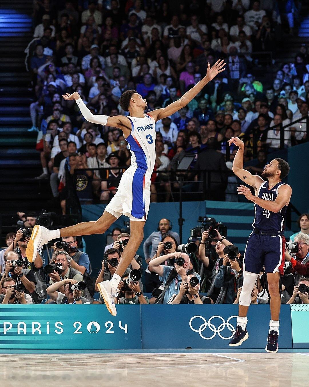 FIBA今日发文：Where does Steph Curry’s gold m