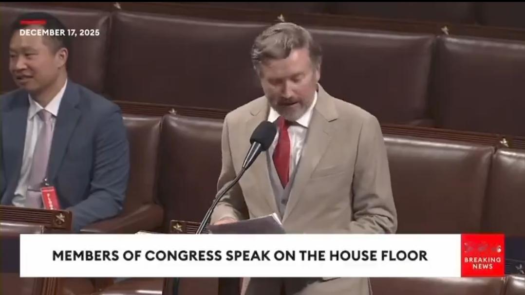 新闻快讯——托马斯·梅西猛烈抨击特朗普在委内瑞拉推行的政权更迭战争。
 
“当年