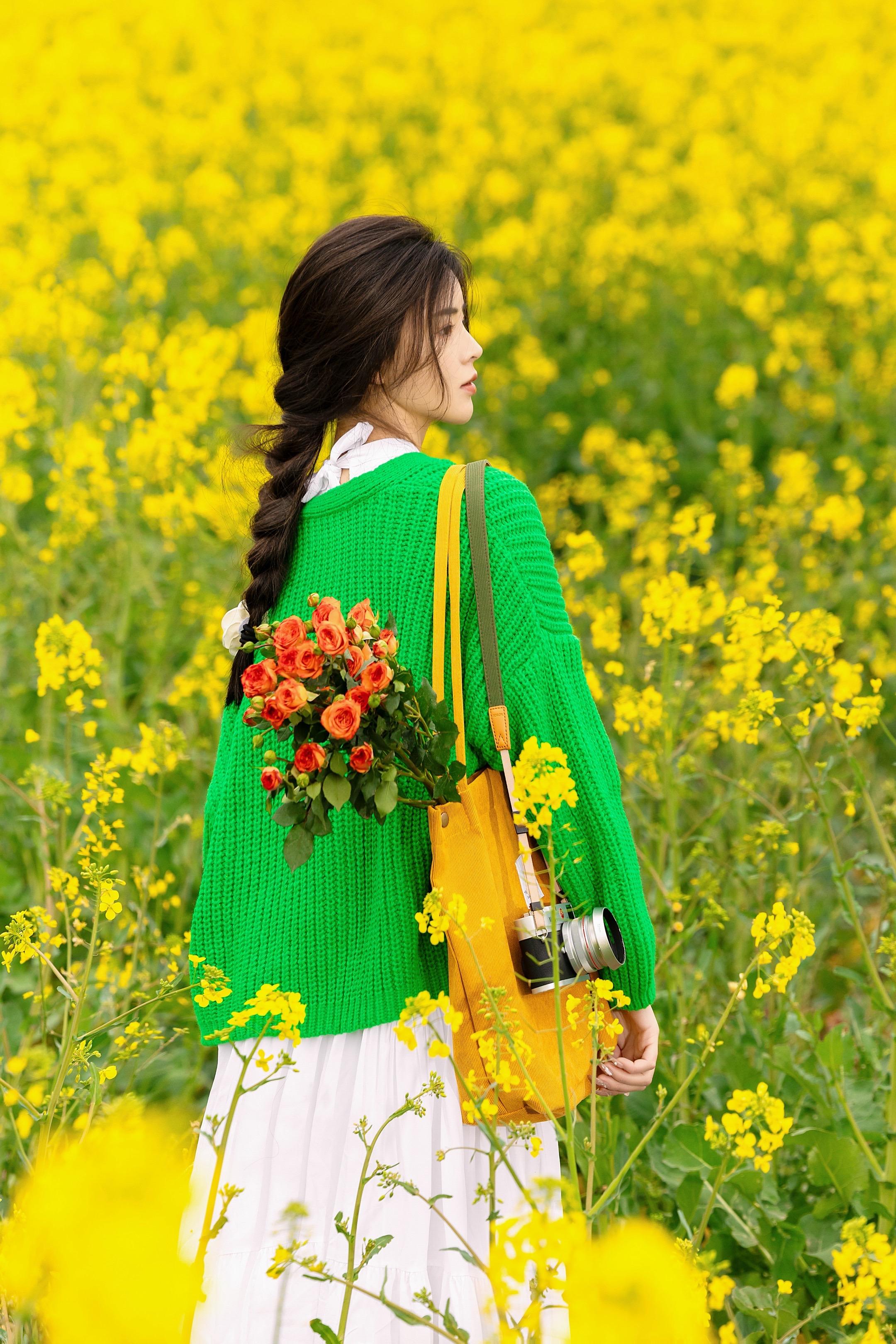 故事的小黄花🌼。